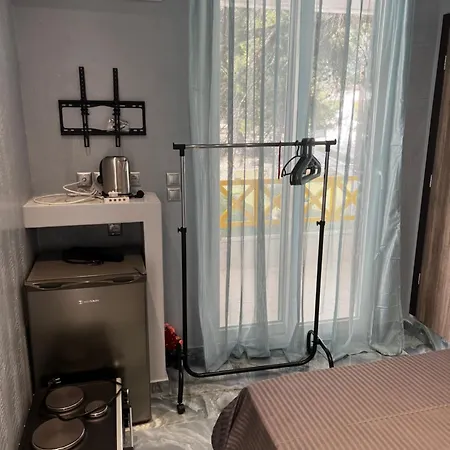 Firstline 1o Floor Apartment *